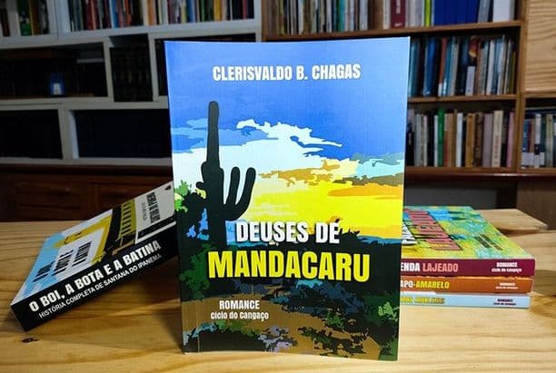Deuses do Mandacaru por José Malta Fontes Neto