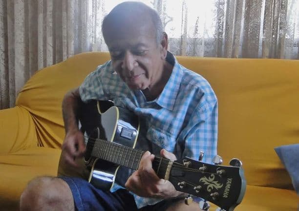Morre o alagoano Carlos Moura, compositor de 'Minha Sereia' e intérprete de 'Cometa Mambembe'
